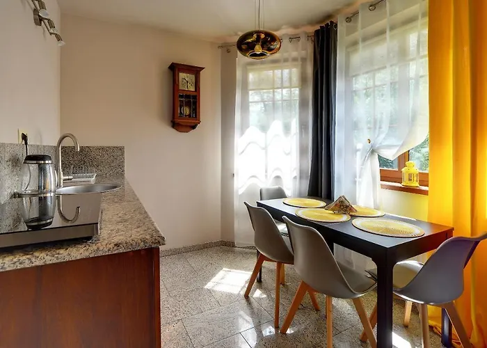 Sun & Nadrzeczna 2b Centrum Apartmán Karpacz